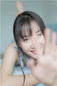 女生踢裆服务