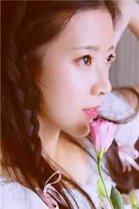 尹少桀用三根手弄慕小小